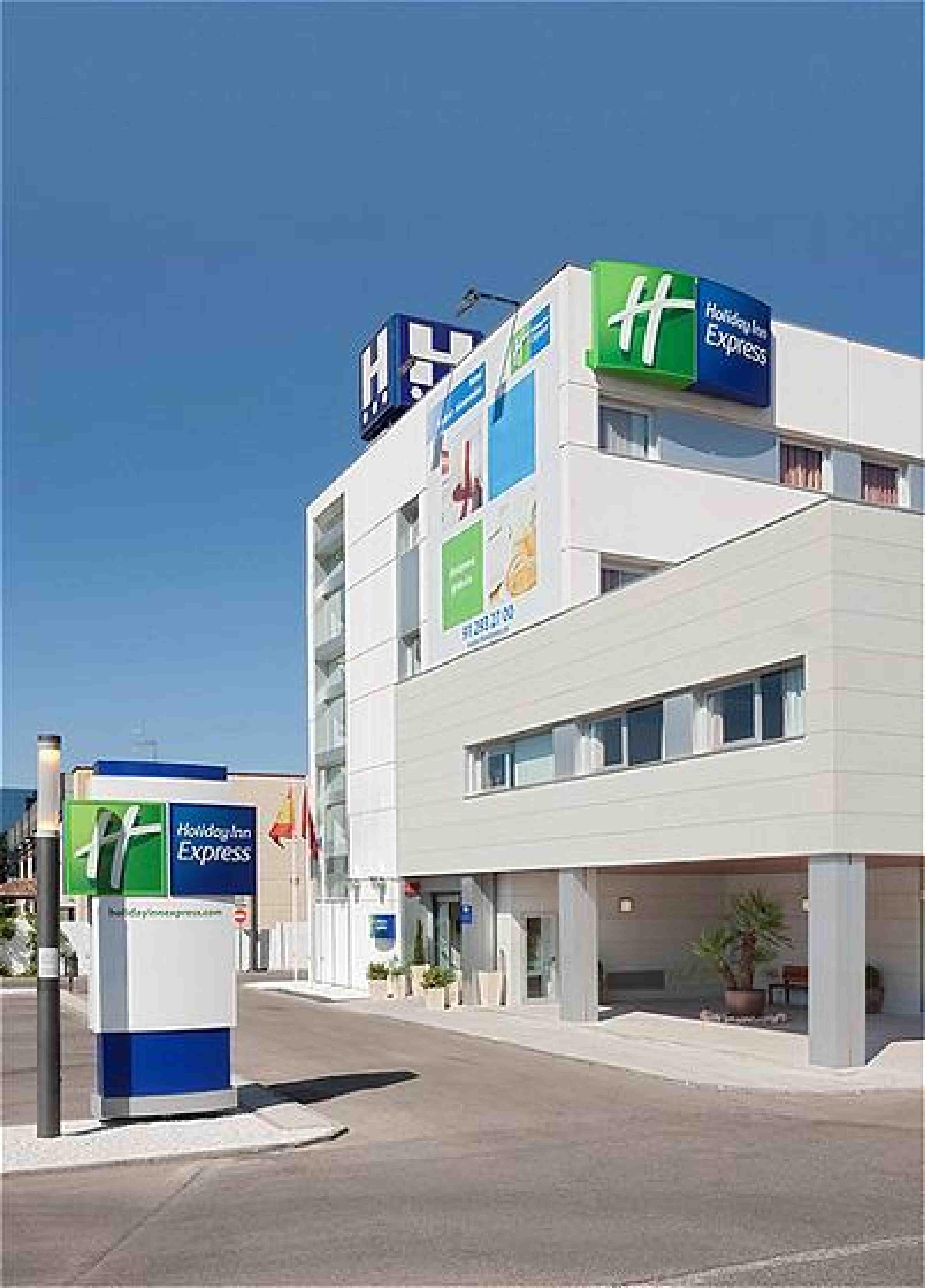 Holiday Inn Express Alcobendas By Ihg Ngoại thất bức ảnh