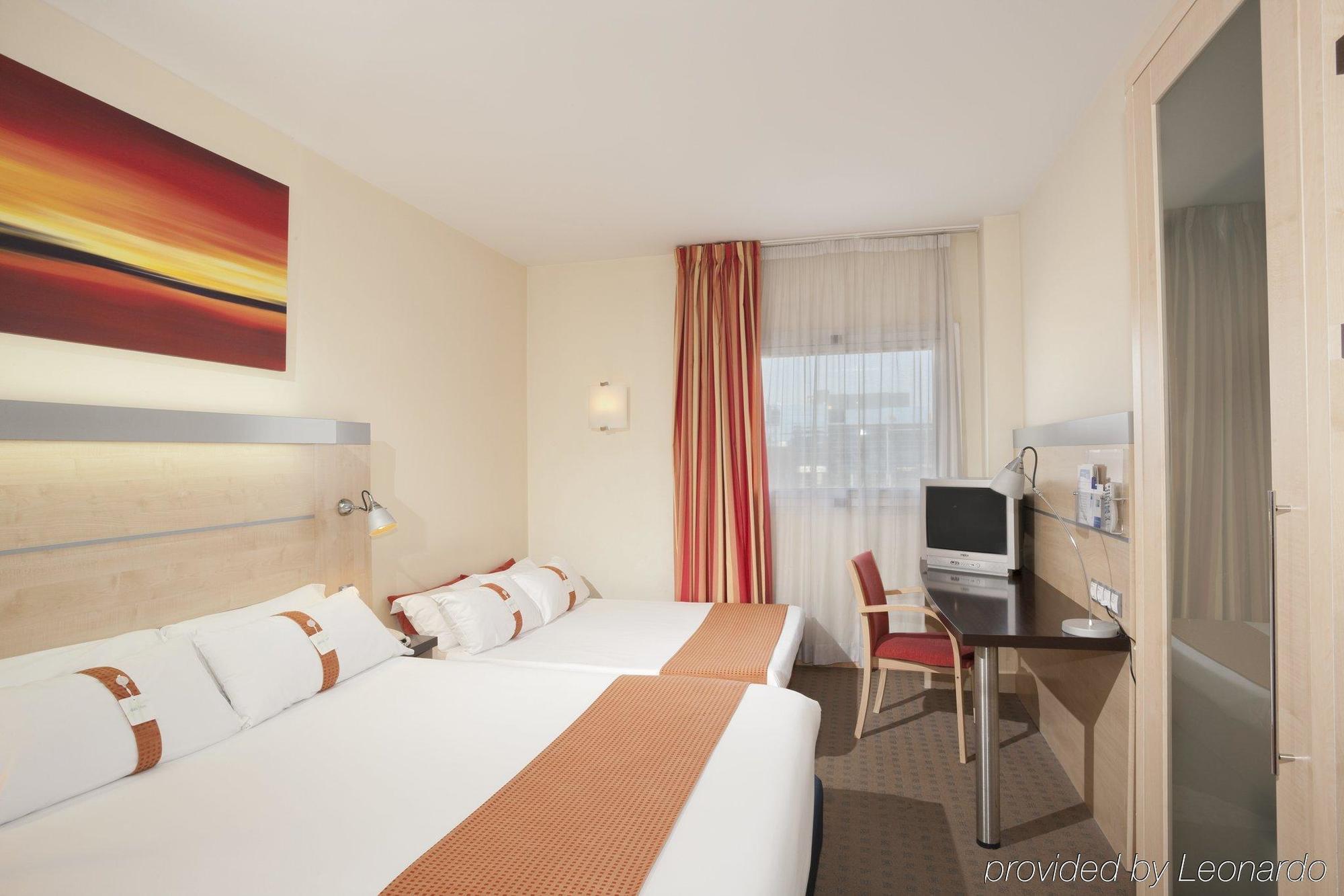 Holiday Inn Express Alcobendas By Ihg Ngoại thất bức ảnh