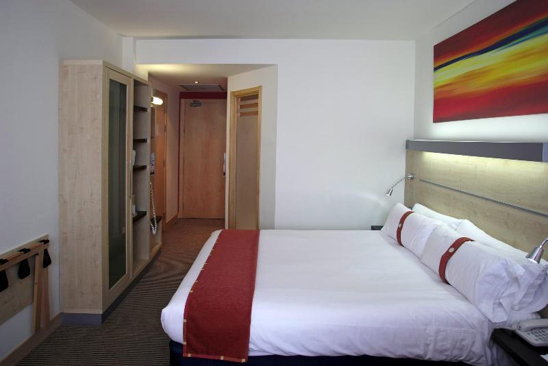 Holiday Inn Express Alcobendas By Ihg Ngoại thất bức ảnh