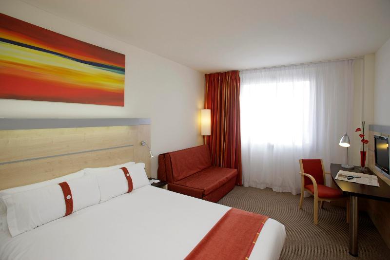Holiday Inn Express Alcobendas By Ihg Ngoại thất bức ảnh